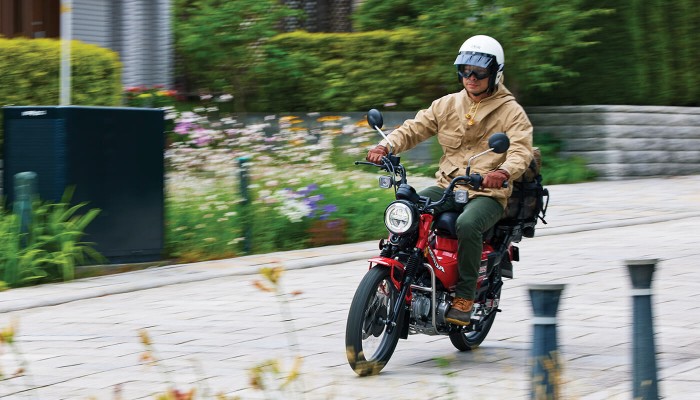 ct125hunter-product-page-zig-zag-img1-1400x800-01